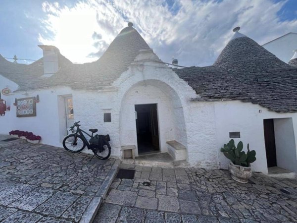 casa indipendente in vendita ad Alberobello