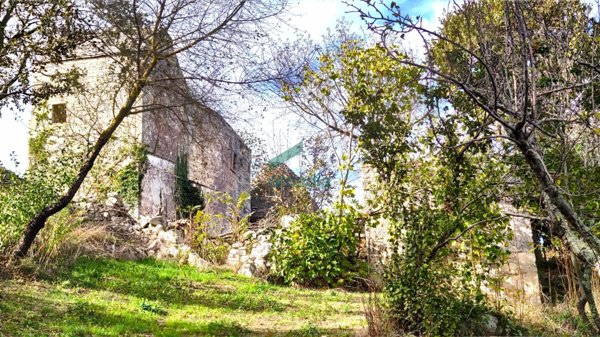 casa indipendente in vendita ad Alberobello in zona San Leonardo