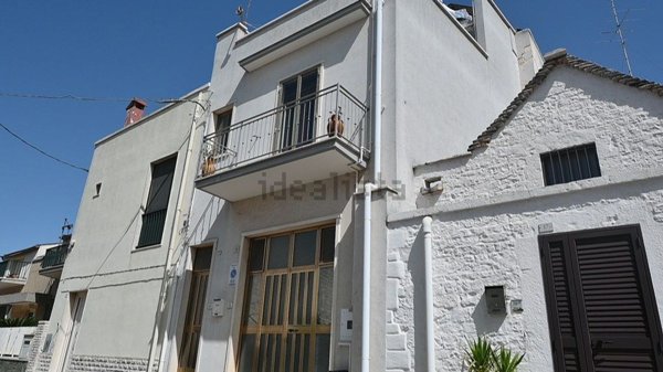 trivano in vendita ad Alberobello