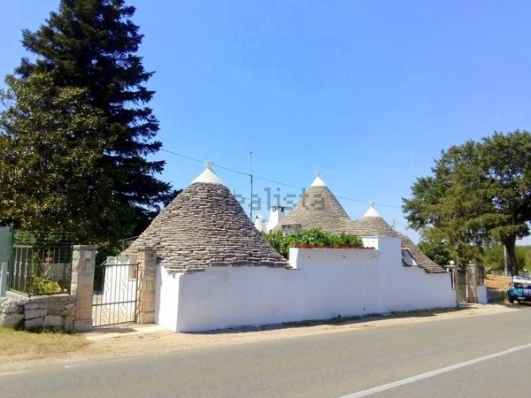 pentavano in vendita ad Alberobello