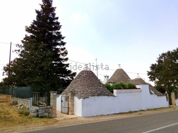 pentavano in vendita ad Alberobello