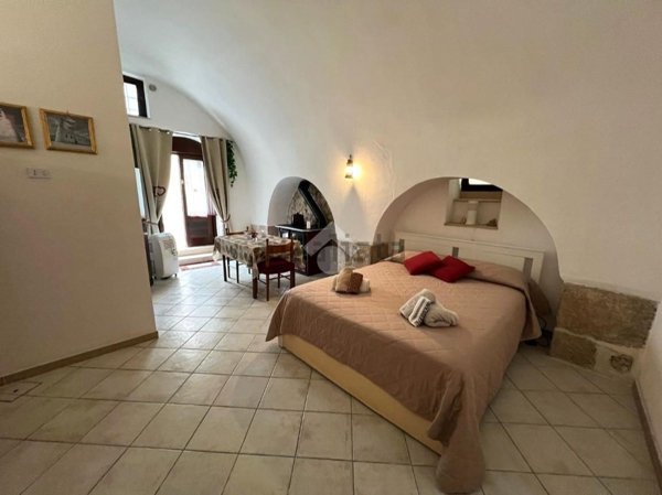 casa indipendente in vendita ad Altamura in zona Centro Storico