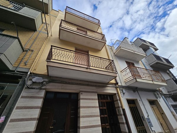 casa indipendente in vendita ad Altamura