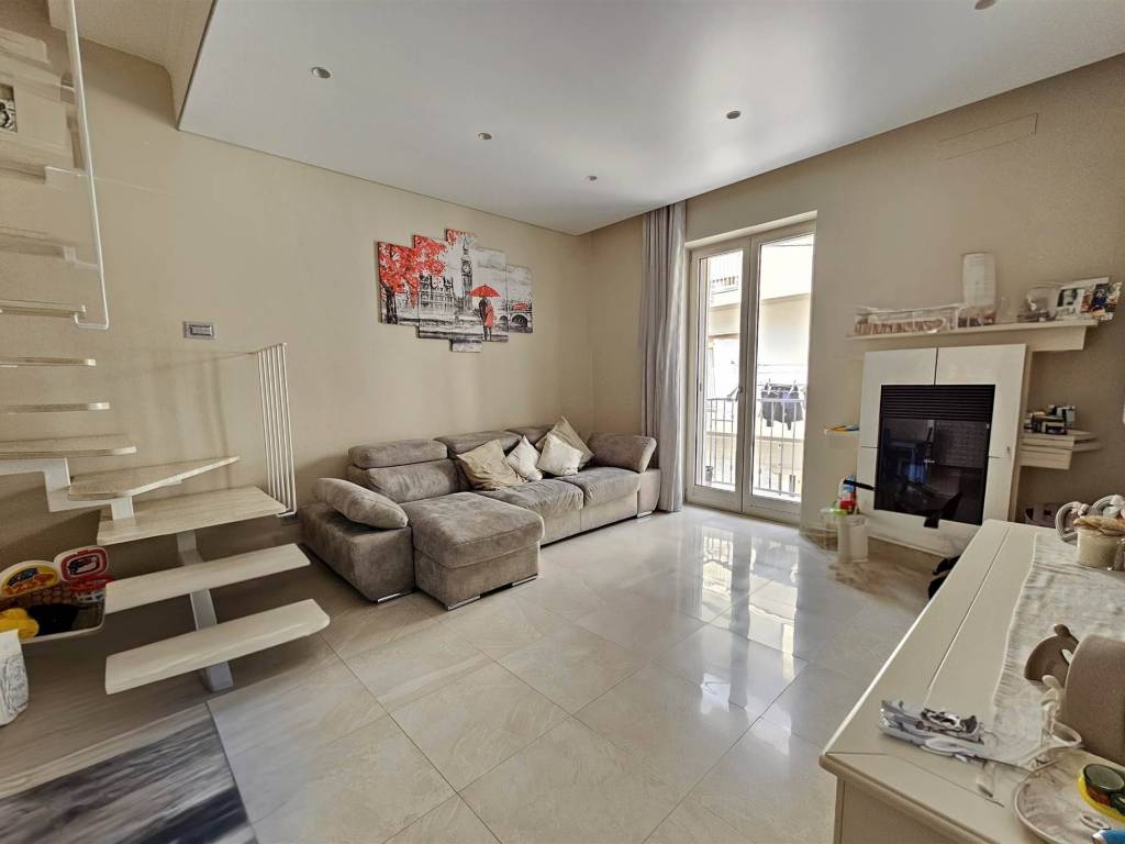 casa indipendente in vendita ad Altamura
