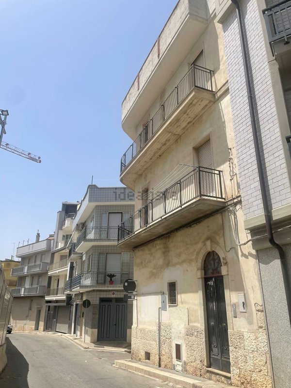 casa indipendente in vendita ad Altamura