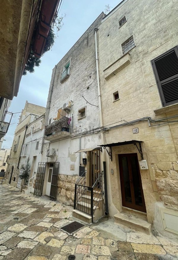 casa indipendente in vendita ad Altamura in zona Centro Storico