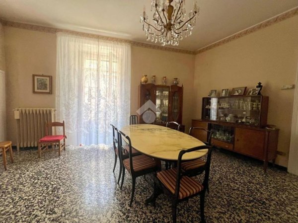 casa indipendente in vendita ad Altamura in zona Centro Storico