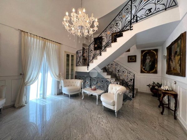 casa indipendente in vendita ad Altamura