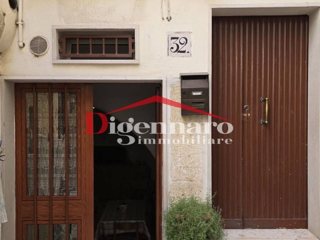 casa indipendente in vendita ad Altamura in zona Centro Storico