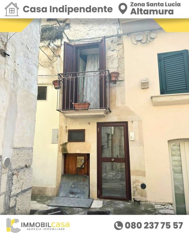 casa indipendente in vendita ad Altamura in zona Centro Storico