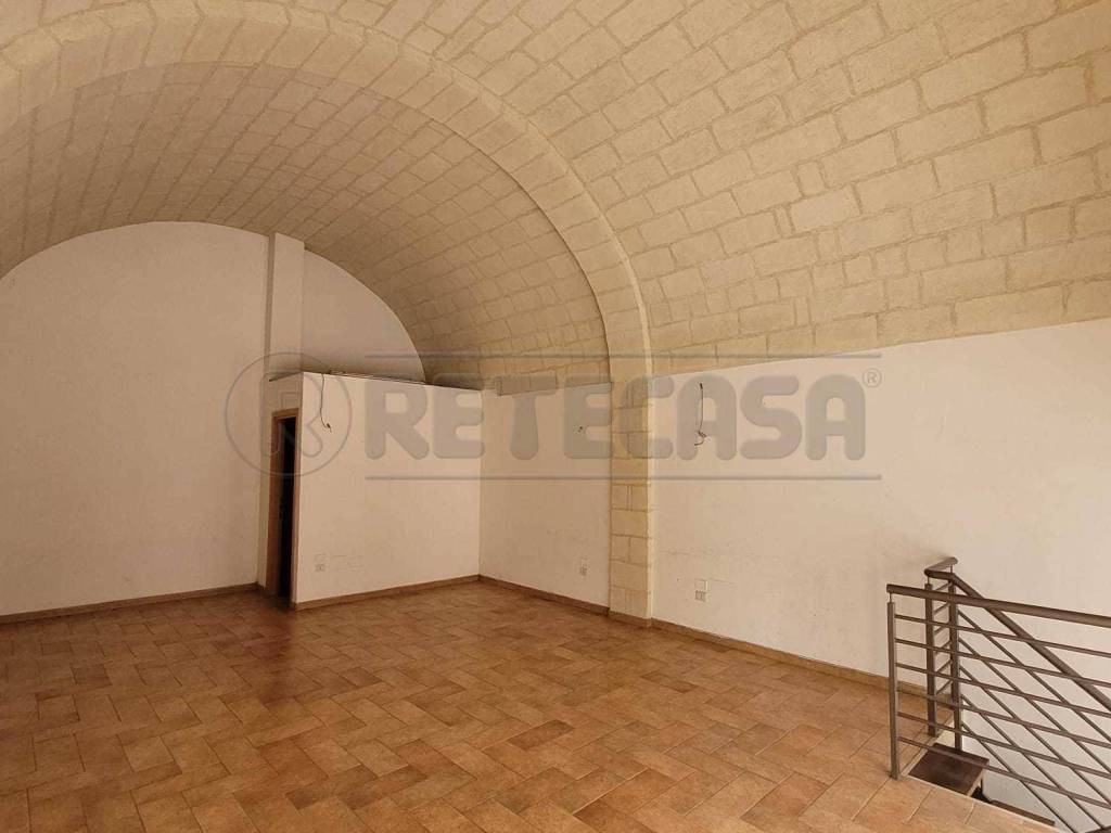 negozio in vendita ad Altamura