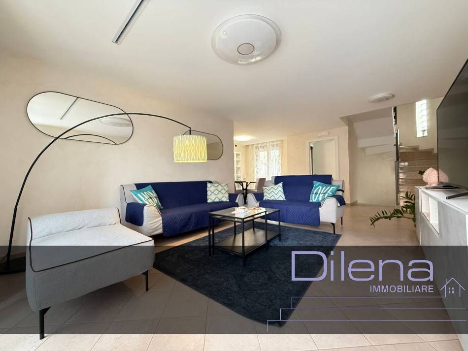 casa indipendente in vendita ad Altamura