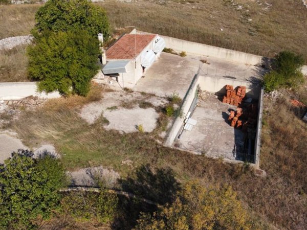 casa indipendente in vendita ad Altamura