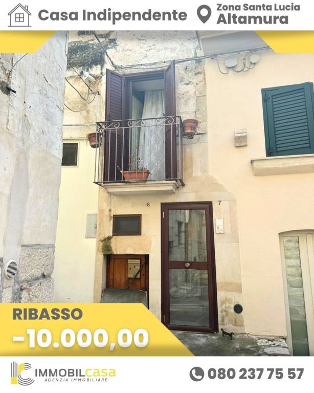 casa indipendente in vendita ad Altamura in zona Centro Storico