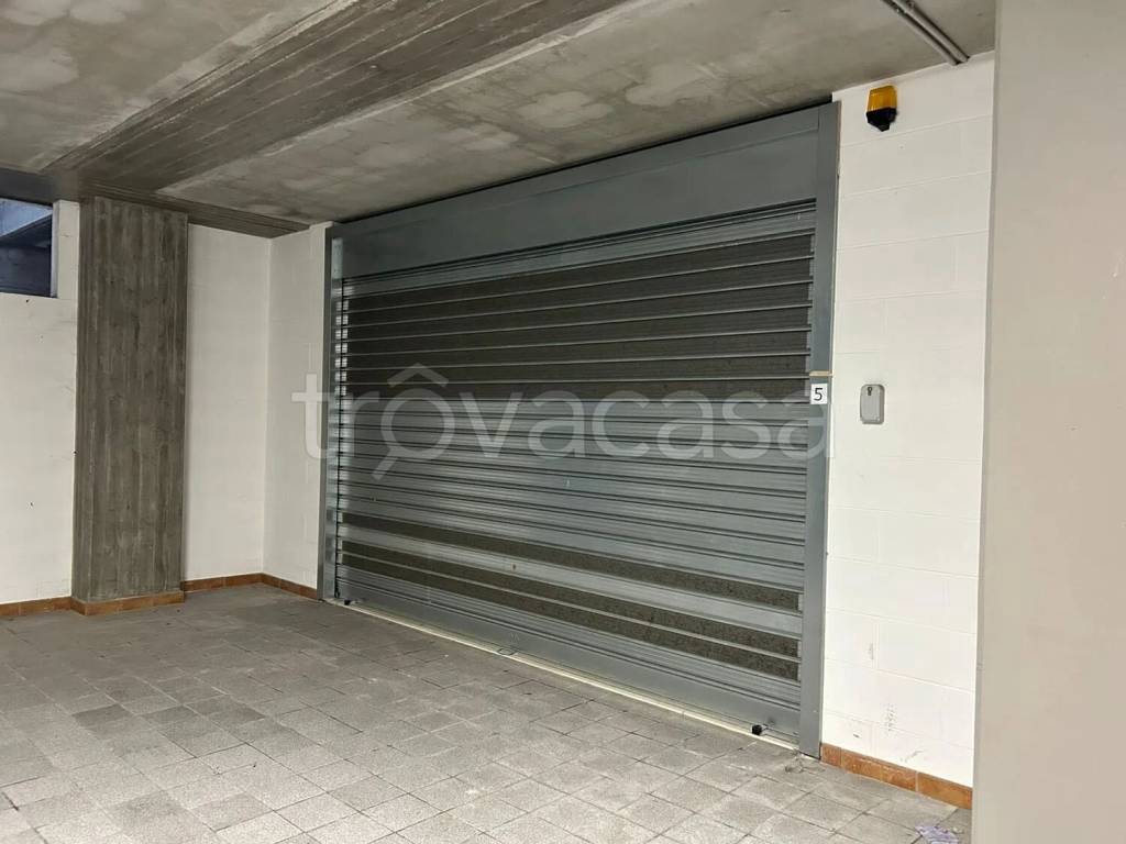 locale di sgombero in vendita ad Altamura