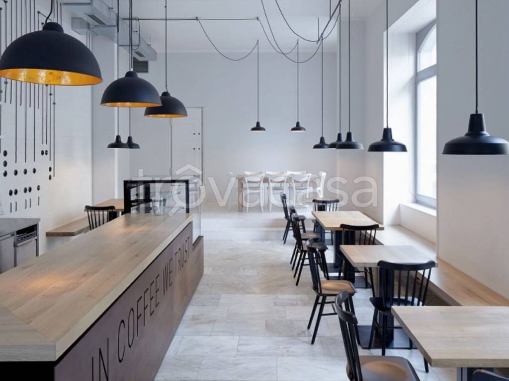 negozio in vendita ad Altamura