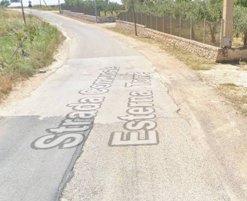 locale commerciale in vendita ad Altamura