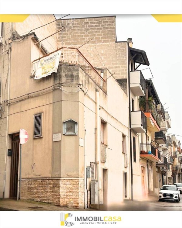 casa indipendente in vendita ad Altamura