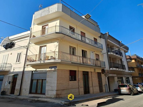 casa indipendente in vendita ad Altamura in zona Centro Storico