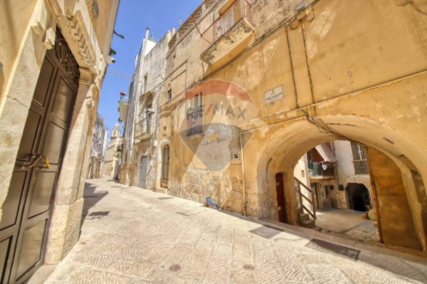 appartamento in vendita ad Altamura in zona Centro Storico