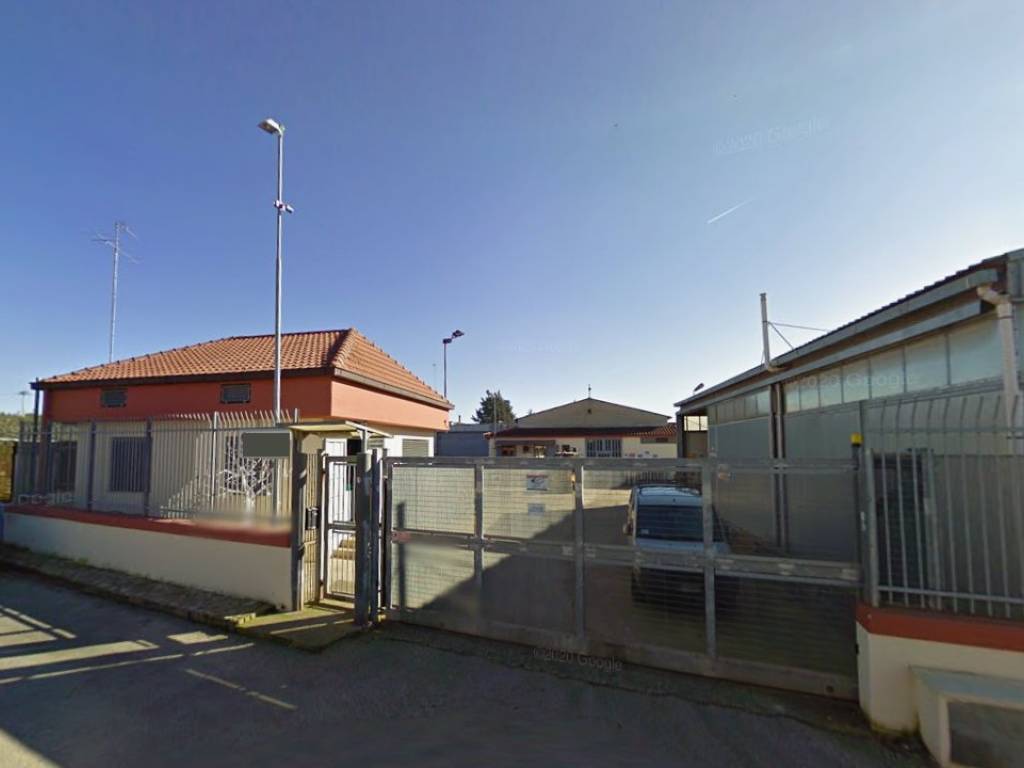 locale commerciale in vendita ad Altamura