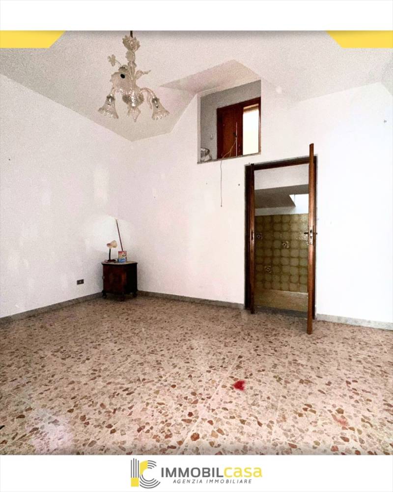 casa indipendente in vendita ad Altamura in zona Centro Storico