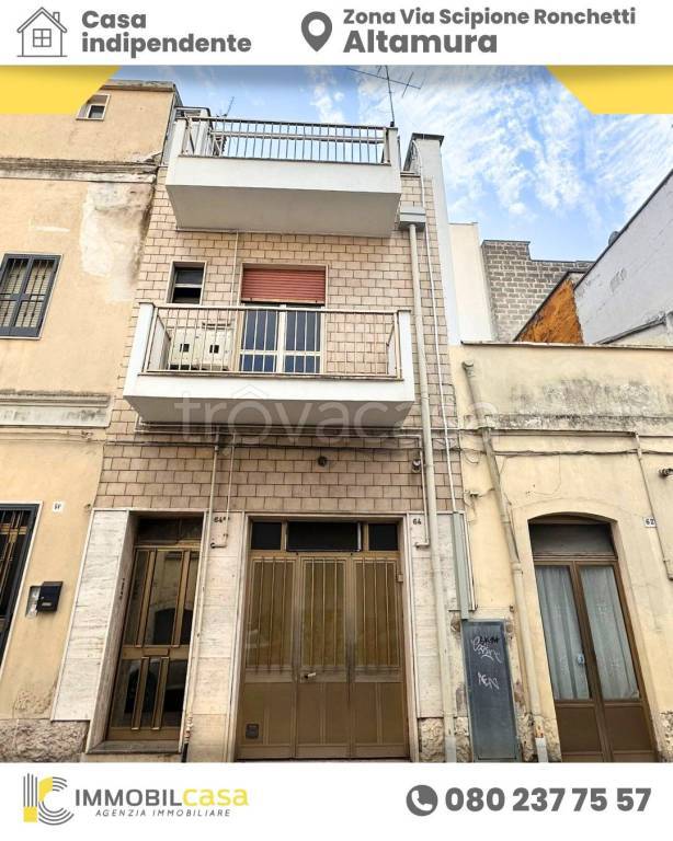 casa indipendente in vendita ad Altamura in zona Centro Storico