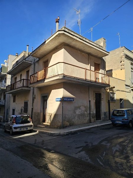 casa indipendente in vendita ad Altamura