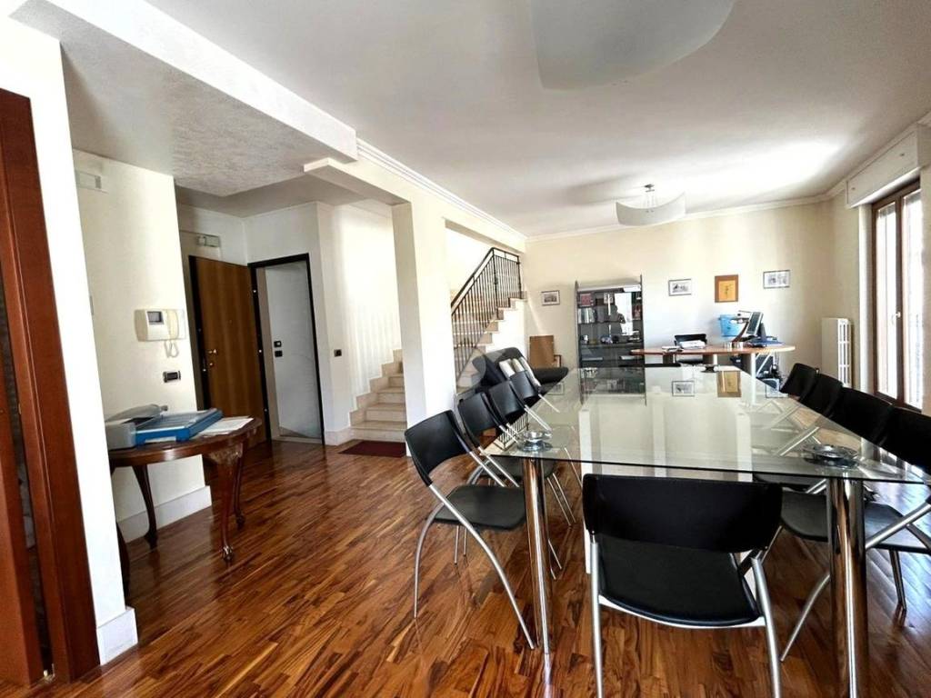 casa indipendente in vendita ad Altamura