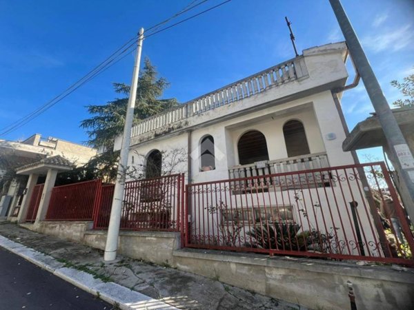 casa indipendente in vendita ad Altamura