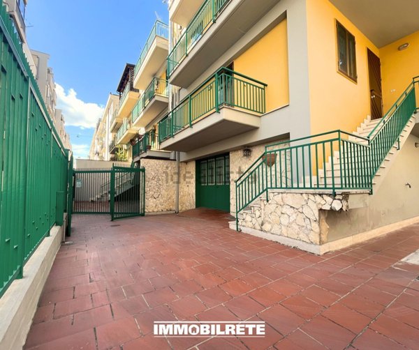 casa indipendente in vendita ad Altamura