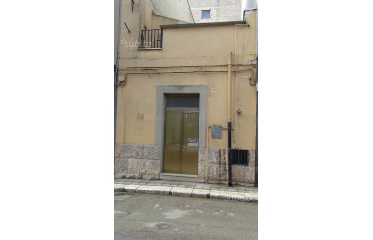 casa indipendente in vendita ad Altamura in zona Centro Storico