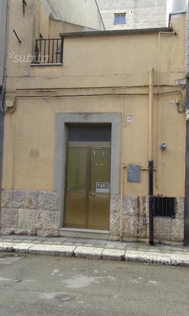 casa indipendente in vendita ad Altamura in zona Centro Storico