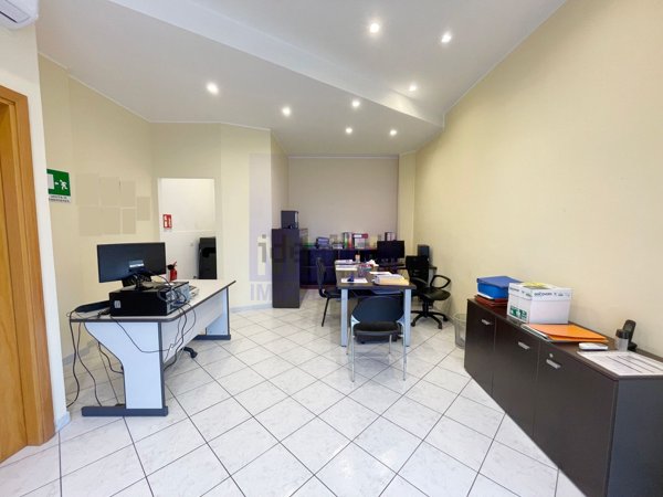 locale commerciale in vendita ad Altamura