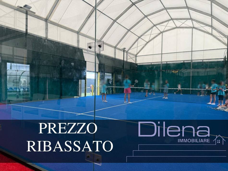 locale commerciale in vendita ad Altamura