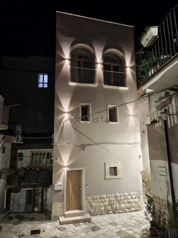 casa indipendente in vendita ad Altamura