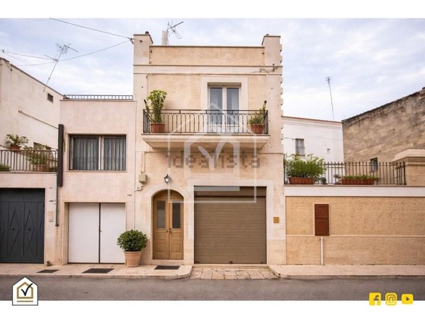 casa indipendente in vendita ad Altamura in zona Centro Storico