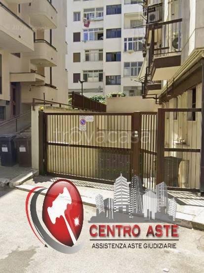 locale commerciale in vendita ad Altamura