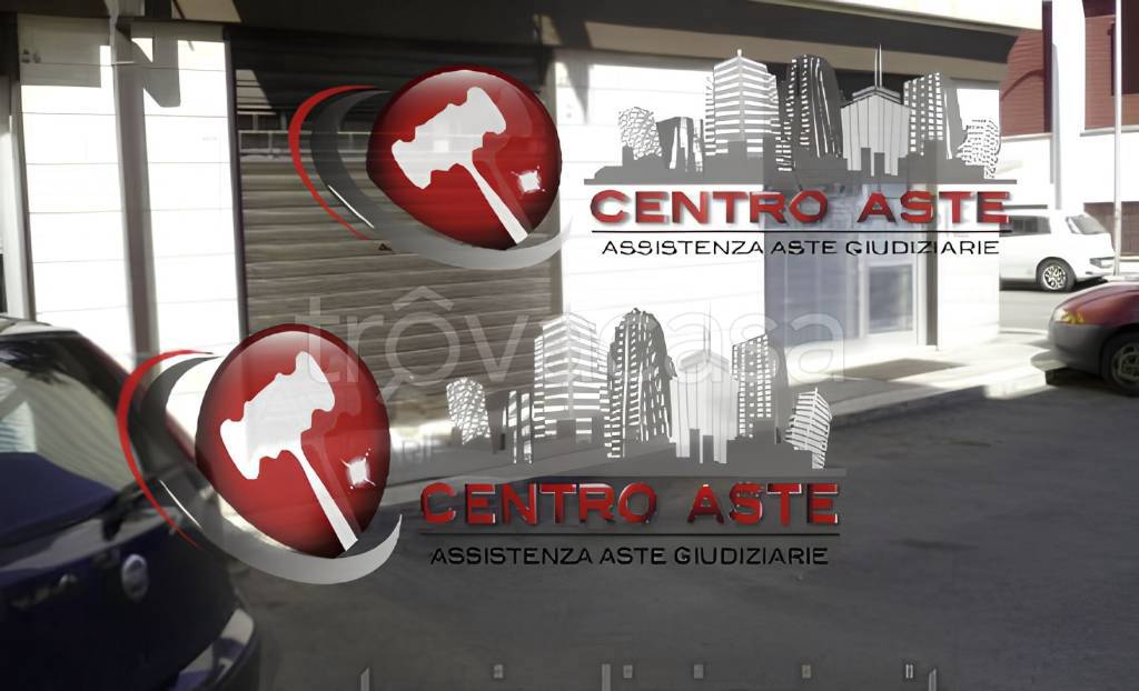 locale commerciale in vendita ad Altamura