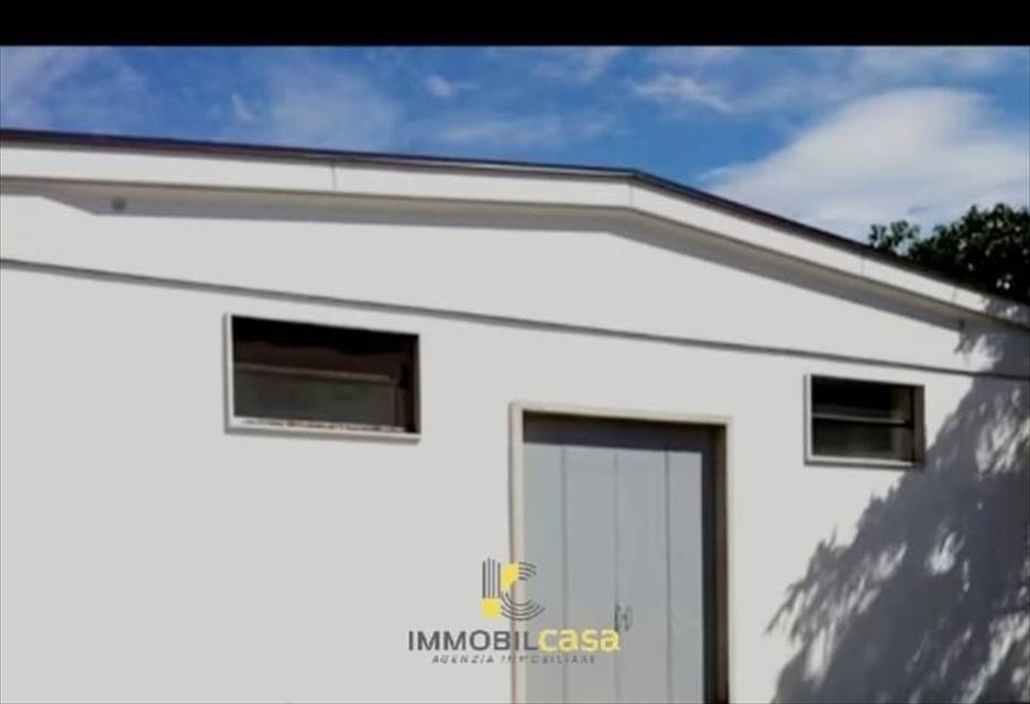 capannone in vendita ad Altamura