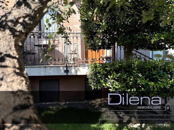 casa indipendente in vendita ad Altamura