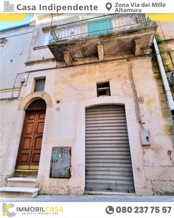 casa indipendente in vendita ad Altamura in zona Centro Storico