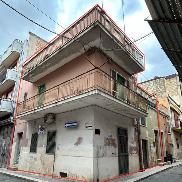 casa indipendente in vendita ad Altamura