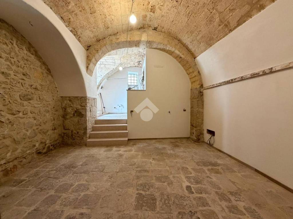 casa indipendente in vendita ad Altamura in zona Centro Storico