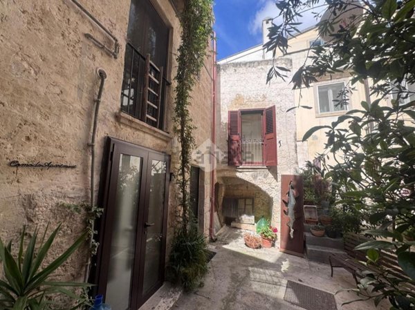 appartamento in vendita ad Altamura in zona Centro Storico