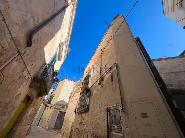 casa indipendente in vendita ad Altamura in zona Centro Storico