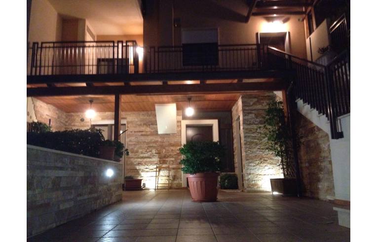 casa indipendente in vendita ad Altamura in zona Stazione Ferroviaria