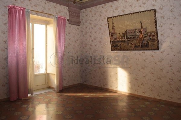 casa indipendente in vendita ad Altamura in zona Centro Storico