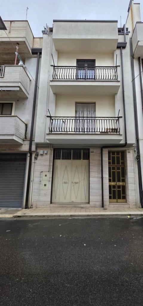 casa indipendente in vendita ad Altamura