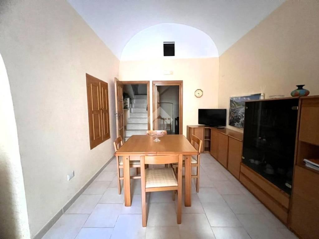 casa indipendente in vendita ad Altamura